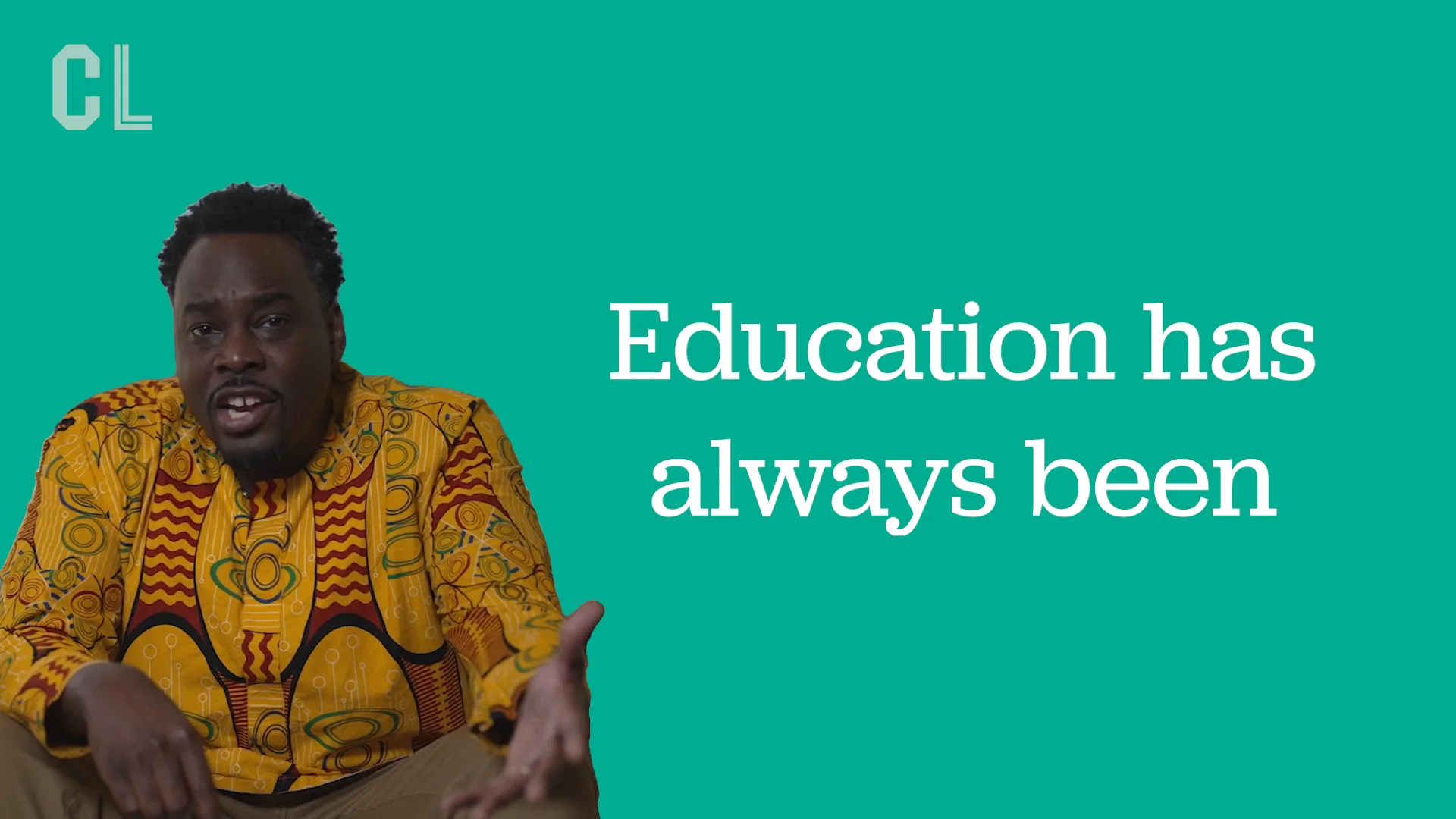 Man explaining over a green background