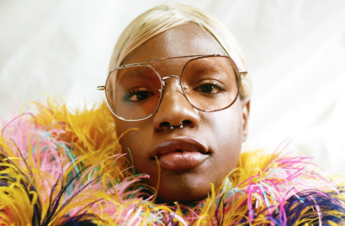 Aaron Philips Cover Majalah 